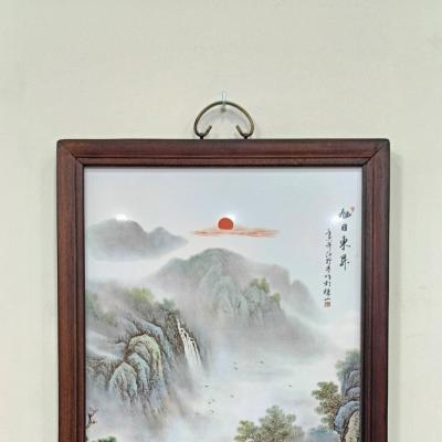 TRANH SỨ KHUNG GỖ – MẶT TRỜI MỌC ĐẰNG ĐÔNG